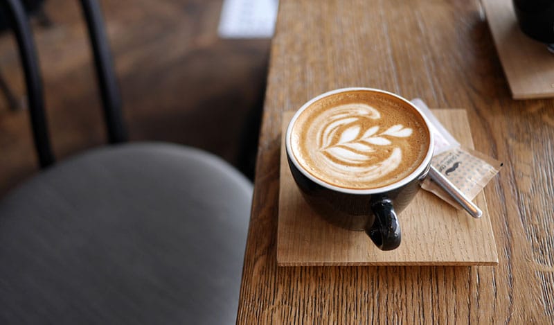 Cappuccino Kalorien reduzieren mit Pflanzenmilch